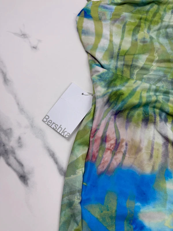 Bershka Damen Tropical Mesh Midikleid Bunt Grün Gr. M 38 Cut Out Neu mit Etikett