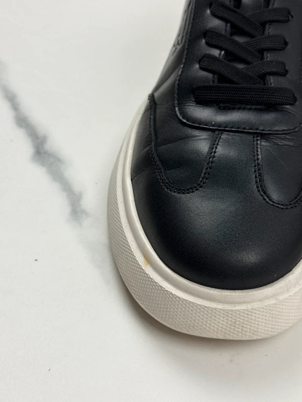 Guess Herren Low Top Sneaker Schwarz Weiß Gr. 44