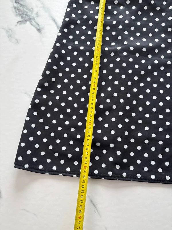 PrettyLittleThing Damen Satin Minikleid Schwarz Weiß Gr. 36 Polka Dot