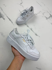 Puma Carina Street Damen Plateau Sneaker Weiß Gold Gr. 38,5