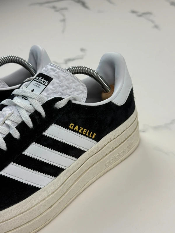 Adidas Gazelle Bold Damen Plateau Sneaker Schwarz Weiß Gr. 40 2/3