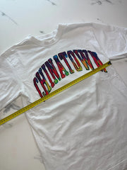 Chinatown Market Herren T-Shirt Weiß Bunt Gr. M Rainbow Logo 100% Baumwolle