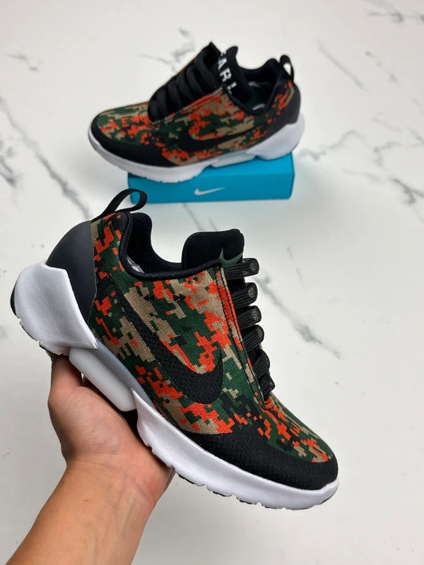 Nike HyperAdapt 1.0 E.A.R.L. Herren Camo Sneaker Grün Orange Schwarz ca. Gr. 41
