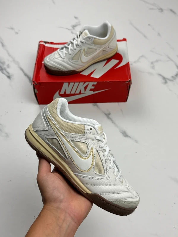 Nike Field General Damen Sneaker Weiß Beige Gr. 36,5
