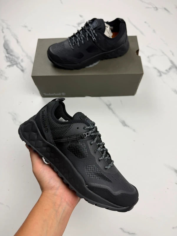 Timberland Solar Wave Low Sneaker Schwarz Gr. 37