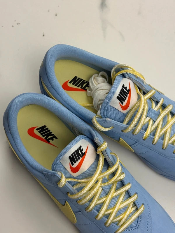 Nike Astrograbber QS Damen Sneaker Hellblau Gelb Gr. 39