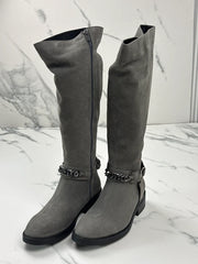 Inuovo Damen Stiefel Grau mit Kettendetail Gr. 39