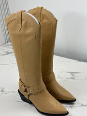 PrettyLittleThing Damen Cowboy Stiefel Beige Gr. 40