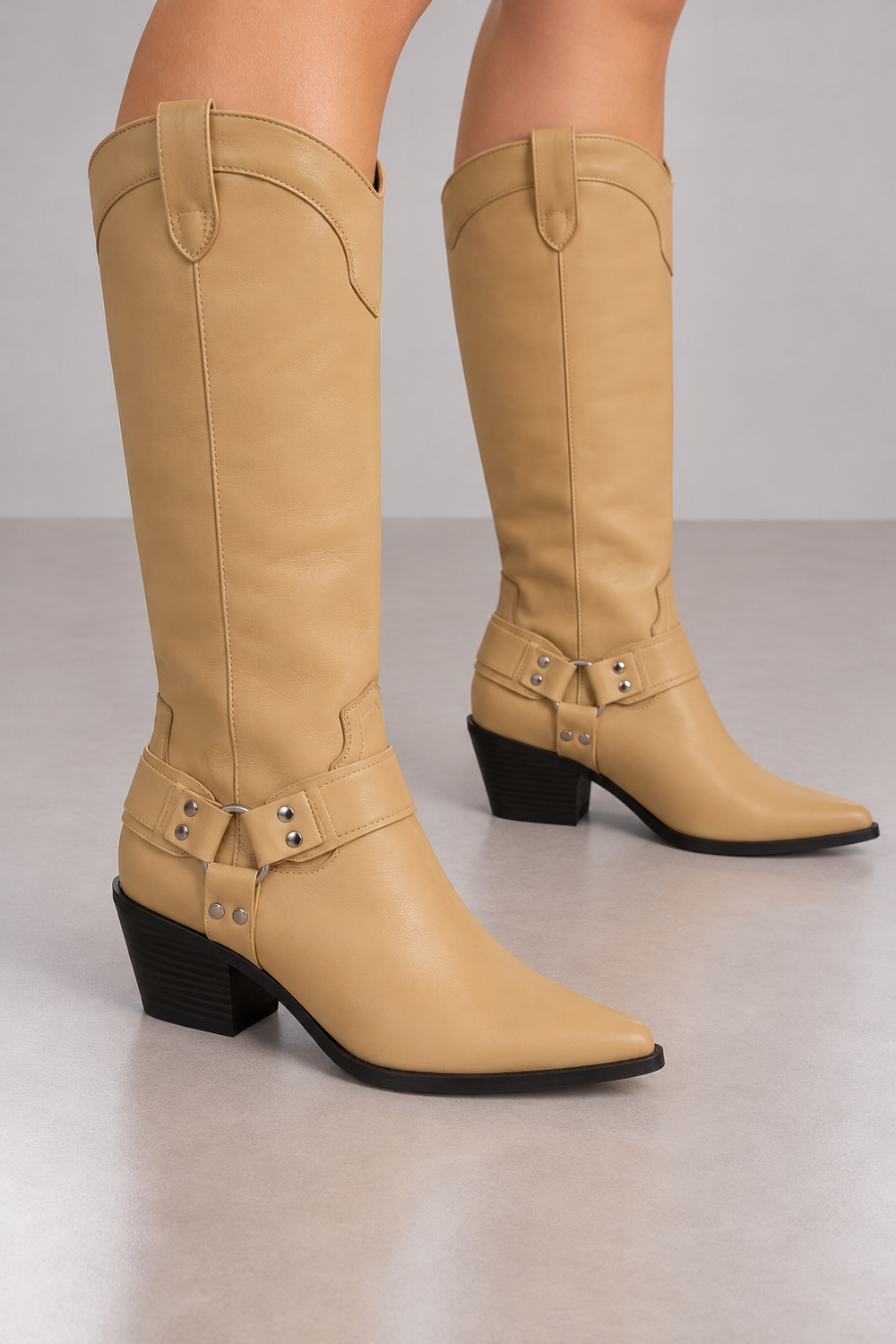 PrettyLittleThing Damen Cowboy Stiefel Beige Gr. 40