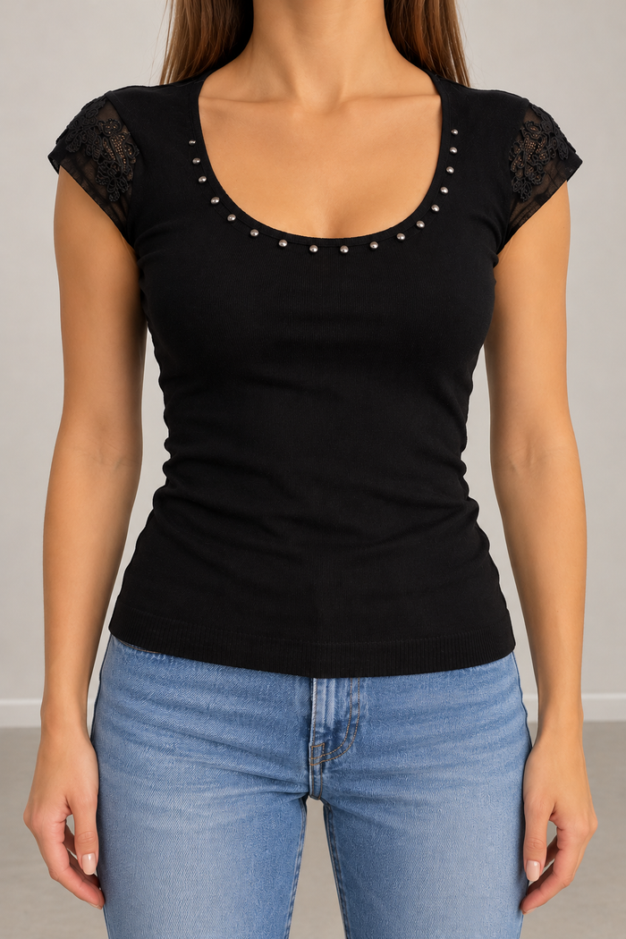 GUESS Damen Top Schwarz Gr. S Spitze Cut-Out Nieten