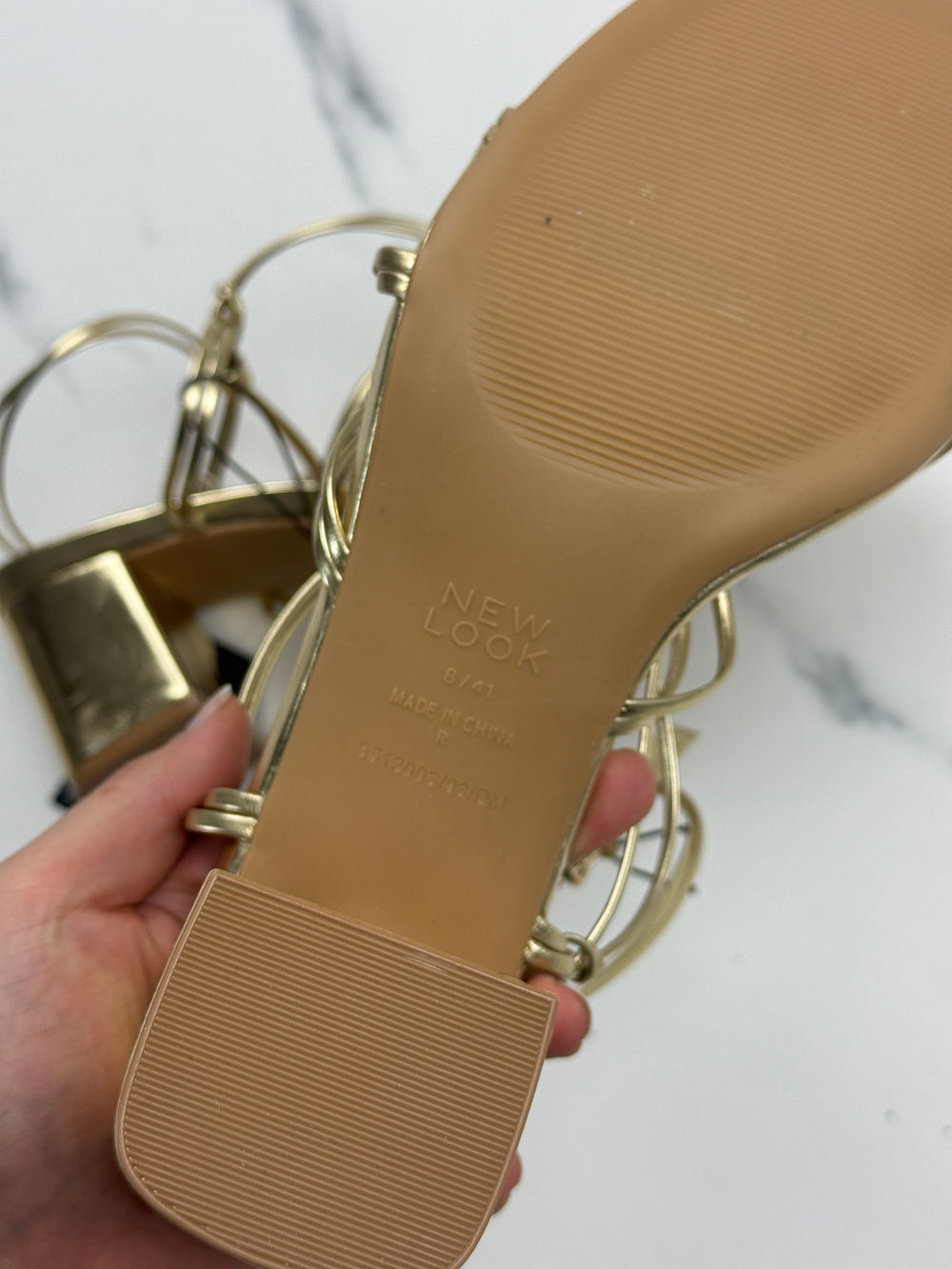 New Look Wide Fit Damen Sandalen Gold Blockabsatz Gr. 41 Neu mit Etikett