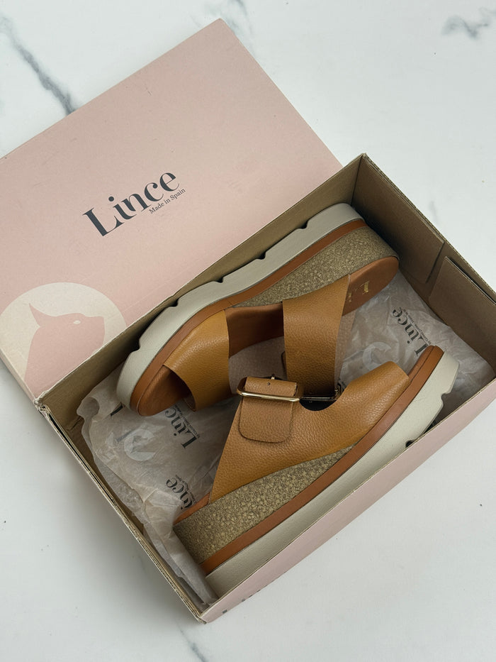 Lince Sindi Damen Sandalen Camel Leder Keilabsatz Gr. 37 Neu mit kleinem Mangel