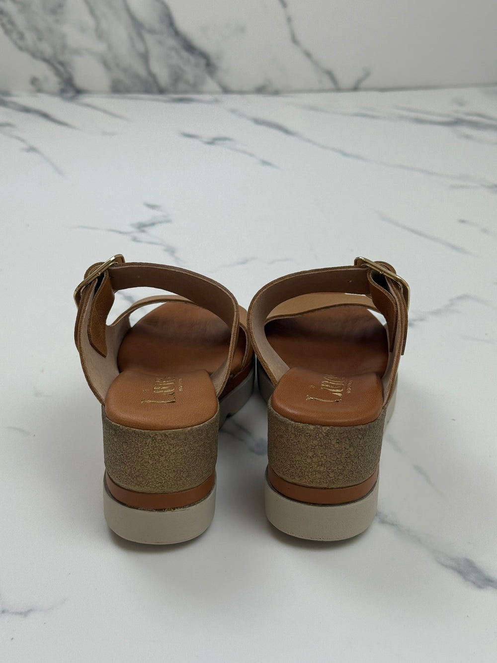 Lince Sindi Damen Sandalen Camel Leder Keilabsatz Gr. 37 Neu mit kleinem Mangel