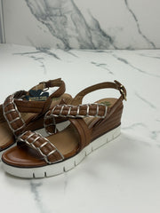 Marco Tozzi by Guido Maria Kretschmer Damen Keilsandalen Cognac Gr. 40 Neu mit Etikett