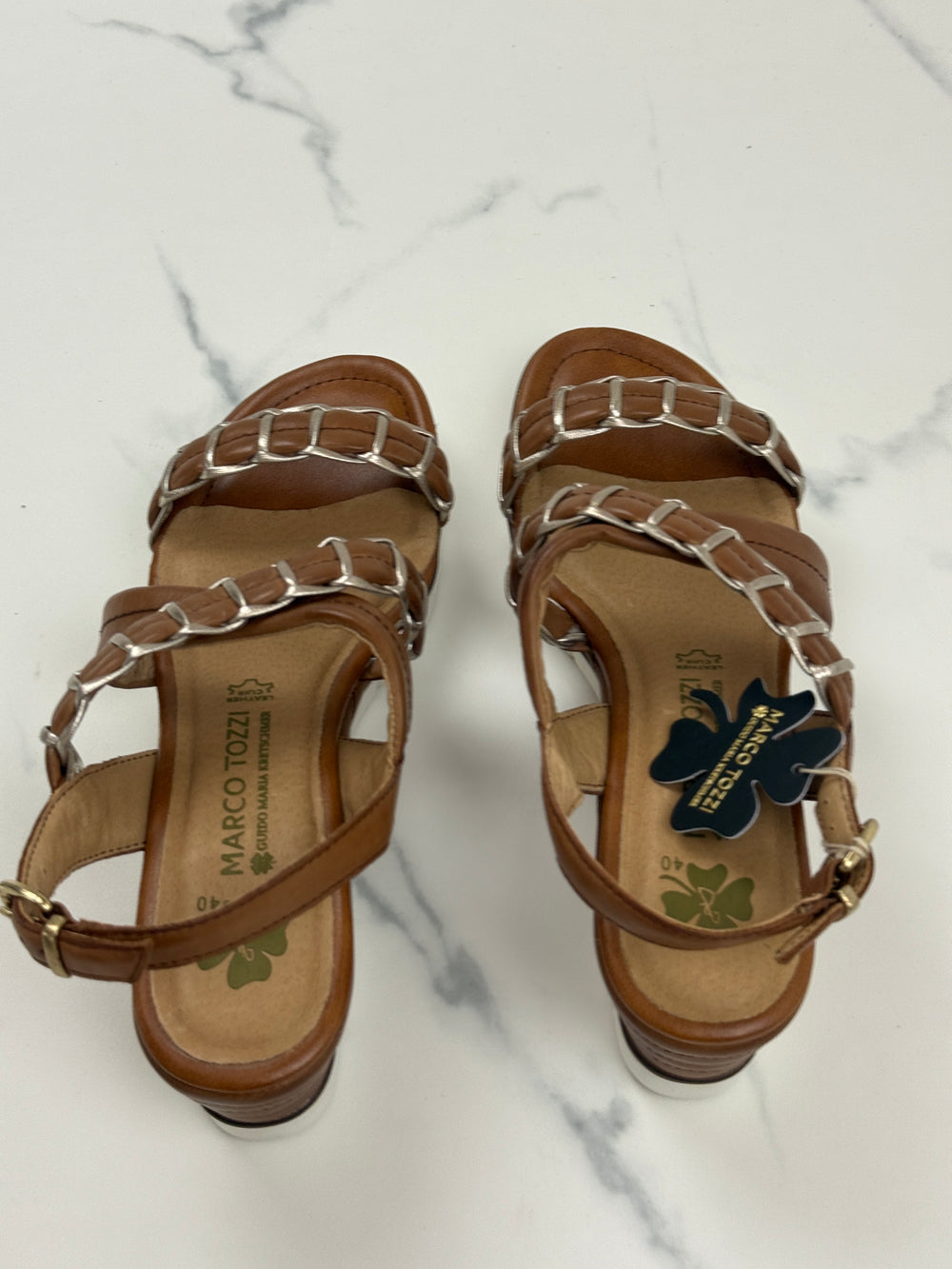 Marco Tozzi by Guido Maria Kretschmer Damen Keilsandalen Cognac Gr. 40 Neu mit Etikett