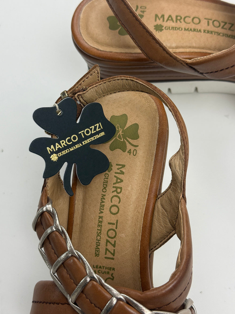 Marco Tozzi by Guido Maria Kretschmer Damen Keilsandalen Cognac Gr. 40 Neu mit Etikett