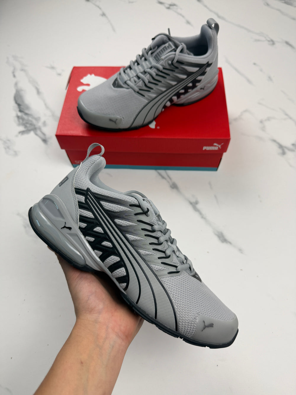 Puma Voltaic Evo Herren Laufschuhe Grau Schwarz Gr. 41