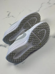 Nike Revolution 8 Damen Laufschuhe Weiß Grau Gr. 38,5